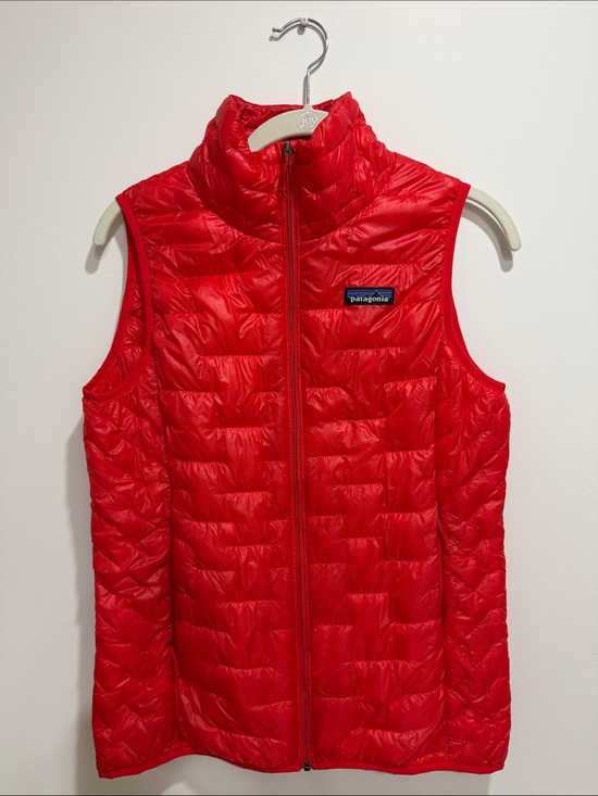Patagonia Jackets & Blazers - Patagonia women's Red Quilted Down Vest